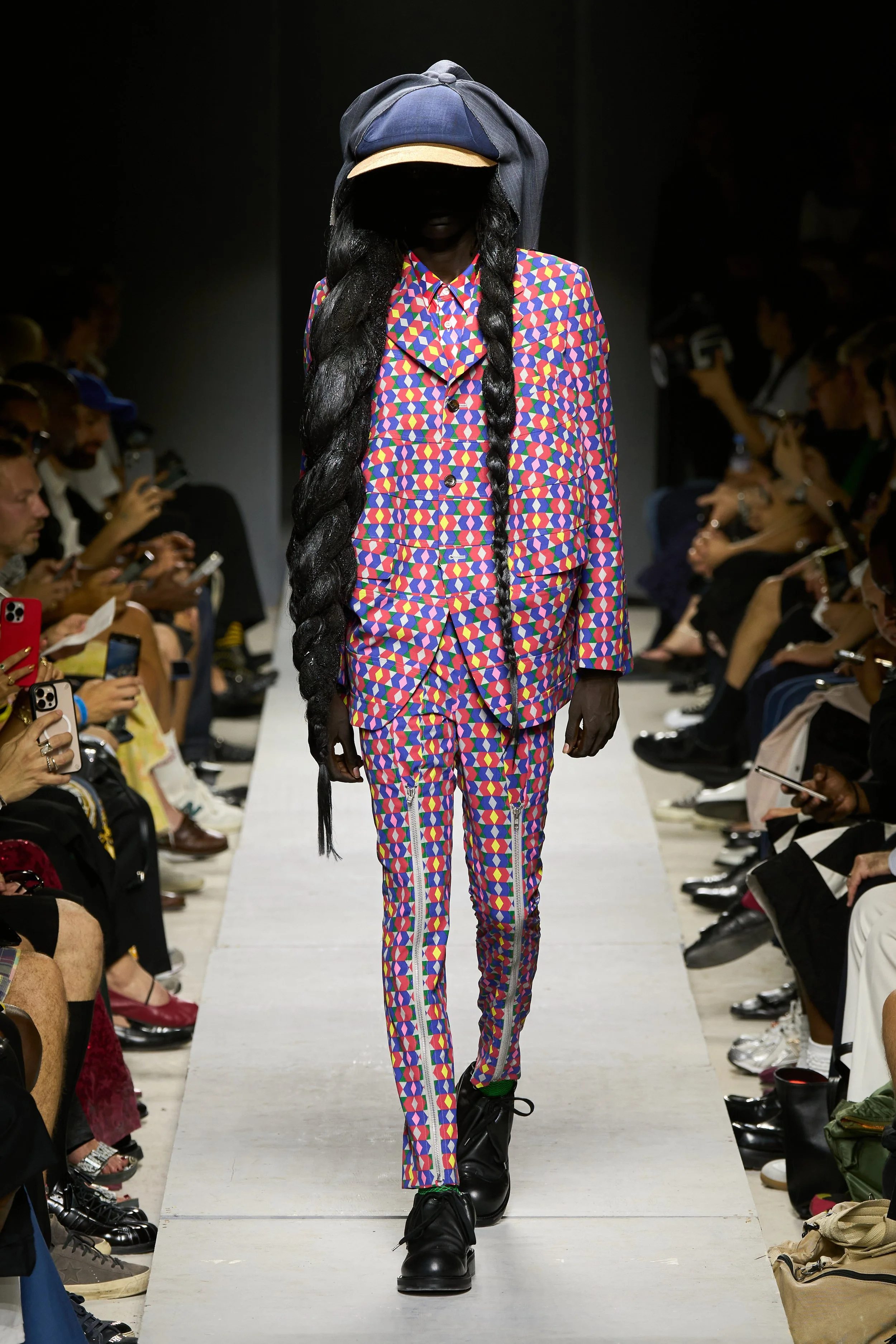 ファッション/美容 COMME des GARCONS - Comme des Garcons France Grand Comme des Garçons RTW Spring 2022